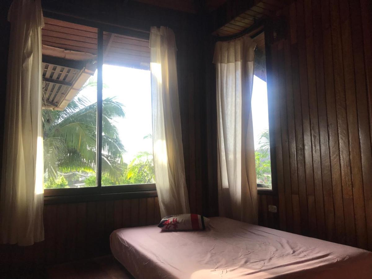 The Roadhouse Bed & Breakfast Tena Ngoại thất bức ảnh